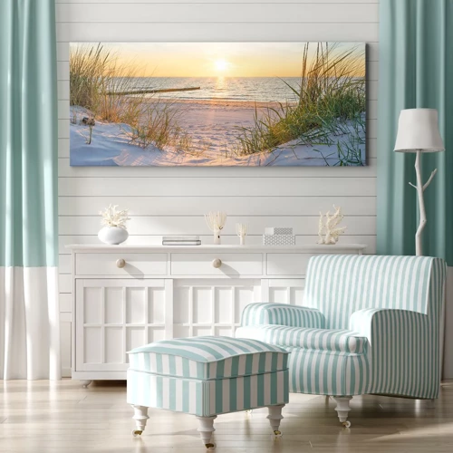 Bild auf Leinwand - Leinwandbild - Das Rauschen des Meeres, der Gesang der Vögel, ein wilder Strand im Gras ... - 100x40 cm