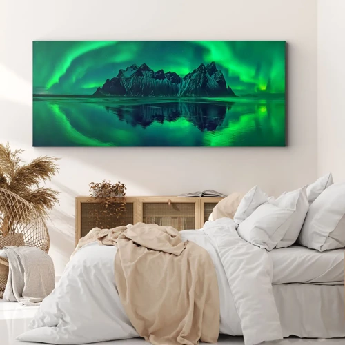 Bild auf Leinwand - Leinwandbild - In den Armen der Aurora - 100x40 cm