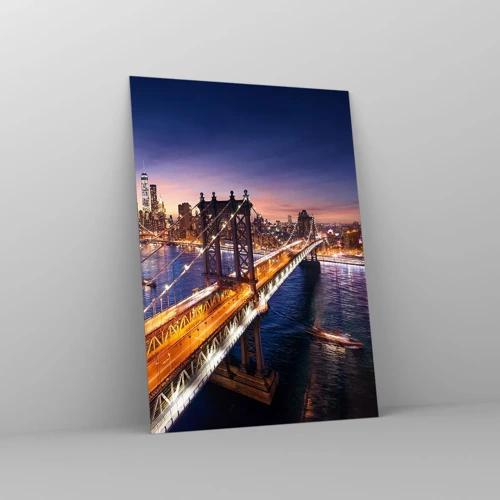 Glasbild - Bild auf glas - Eine leuchtende Brücke zum Herzen der Stadt - 50x70 cm