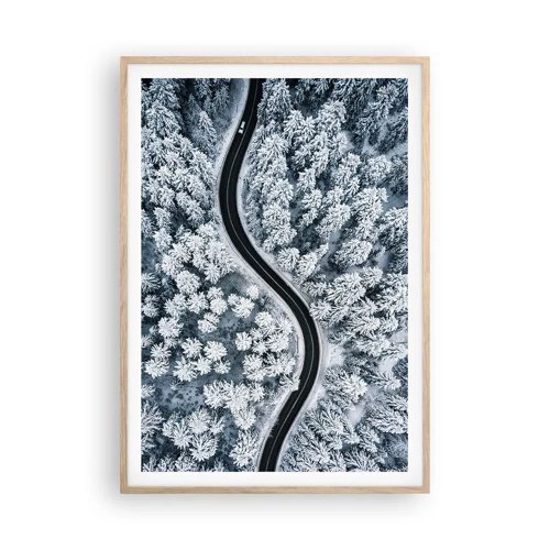 Poster in einem Rahmen aus heller Eiche - Durch den Winterwald - 70x100 cm