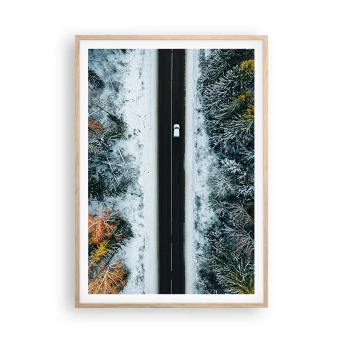 Poster in einem Rahmen aus heller Eiche - Schnitt durch den Winterwald - 70x100 cm