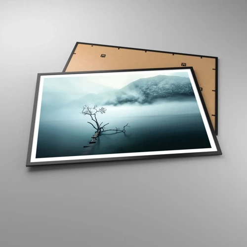 Poster in einem schwarzem Rahmen - Aus Wasser und Nebel - 100x70 cm