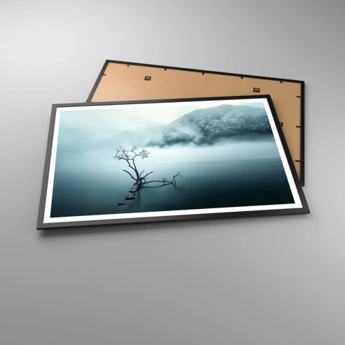 Poster in einem schwarzem Rahmen - Aus Wasser und Nebel - 91x61 cm