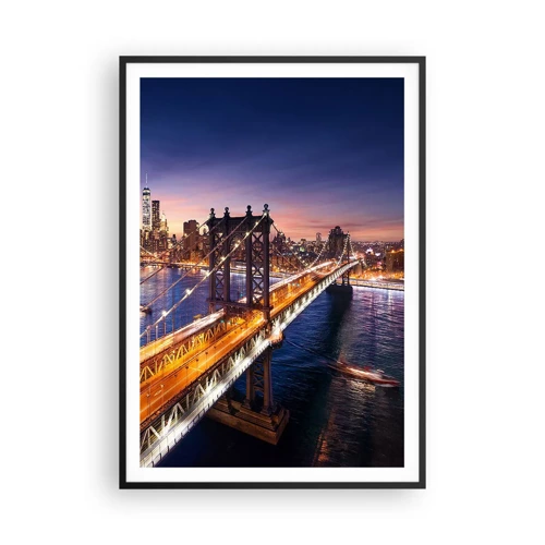 Poster in einem schwarzem Rahmen - Eine leuchtende Brücke zum Herzen der Stadt - 70x100 cm