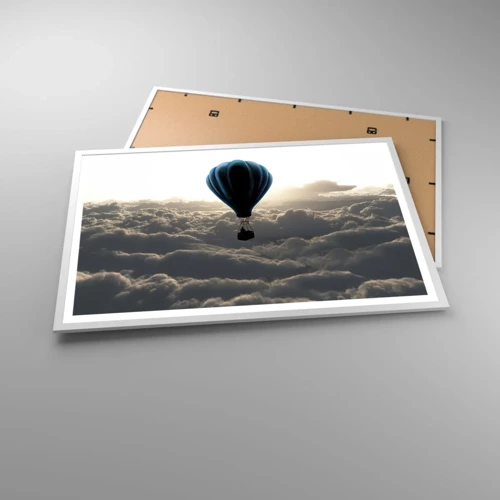 Poster in einem weißen Rahmen - Ein Wanderer über den Wolken - 91x61 cm