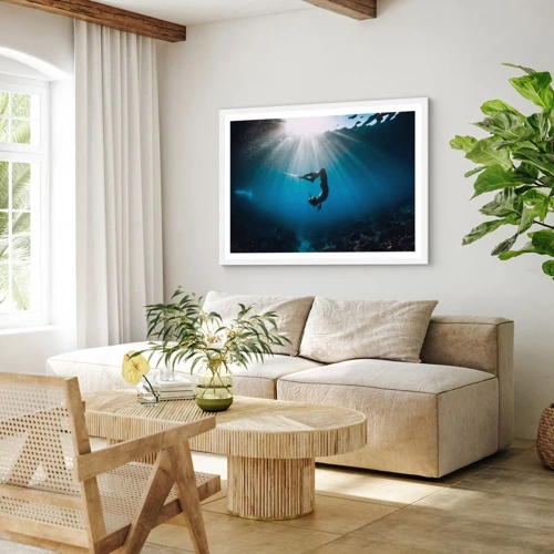 Poster in einem weißen Rahmen - Tanz unter Wasser - 70x50 cm