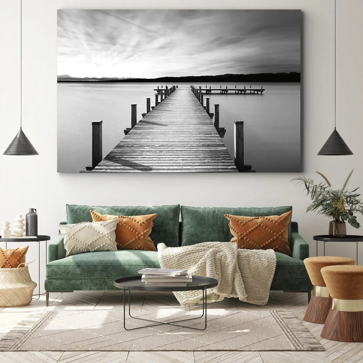 Bild auf Leinwand - Leinwandbild - Ein schwarz-weißer Steg an einem ruhigen See - 100x70cm - An der Wasserstelle - Ruhe - Moderne Wanddekoration für Wohnzimmer und Schlafzimmer ARTTOR
