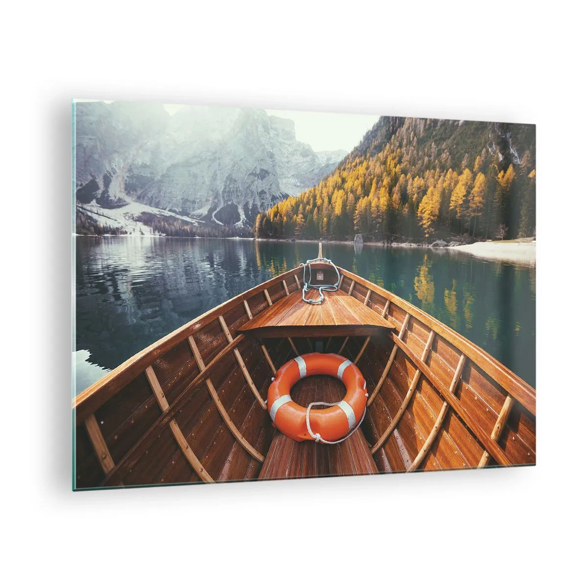 Glasbild - Bild auf glas - Blick von einem Holzboot auf einen Bergsee und einen herbstlichen Wald - 70x50cm - Bergreise - Moderne Wanddekoration für Wohnzimmer und Schlafzimmer ARTTOR