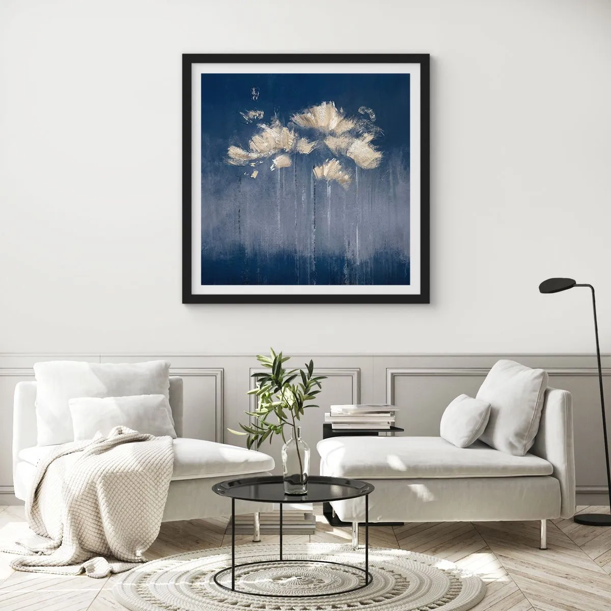 Poster in einem schwarzem Rahmen - Wie Blütenblätter im Wind - 50x50 cm