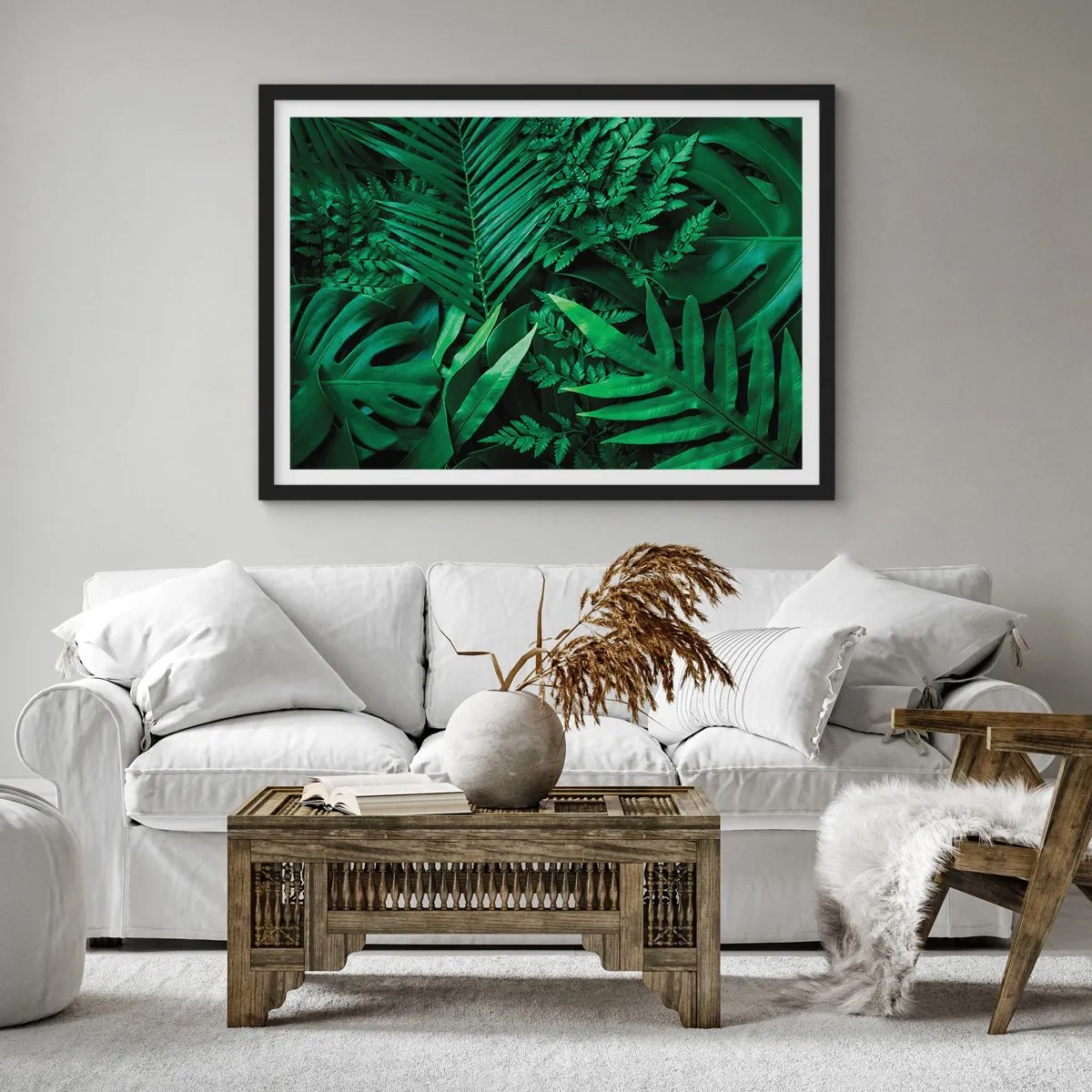 Poster in einem schwarzem Rahmen - Grüne tropische Blätter in einer dichten und natürlichen Komposition - 70x50cm - Eingebettet ins Grüne - Moderne Wanddekoration für Wohnzimmer und Schlafzimmer ARTTOR