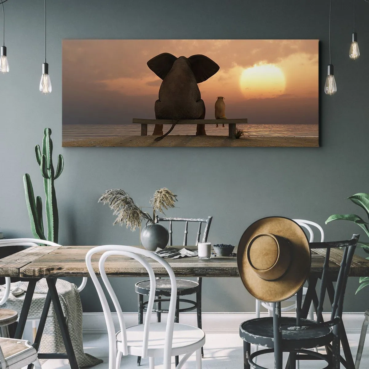 Bild auf Leinwand - Leinwandbild - Ein Elefant und ein Hund sitzen während des Sonnenuntergangs auf einer Bank am Strand. - 160x50cm - Es tut gut zusammen zu schweigen - Moderne Wanddekoration für Wohnzimmer und Schlafzimmer ARTTOR