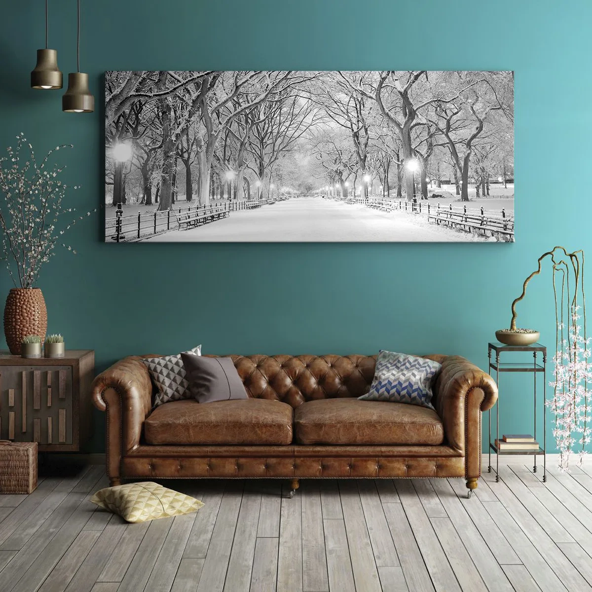 Bild auf Leinwand - Leinwandbild - Eine Winterallee mit schneebedeckten Bäumen in Monochrom - 140x50cm - Vier Jahreszeiten - Winter - Moderne Wanddekoration für Wohnzimmer und Schlafzimmer ARTTOR