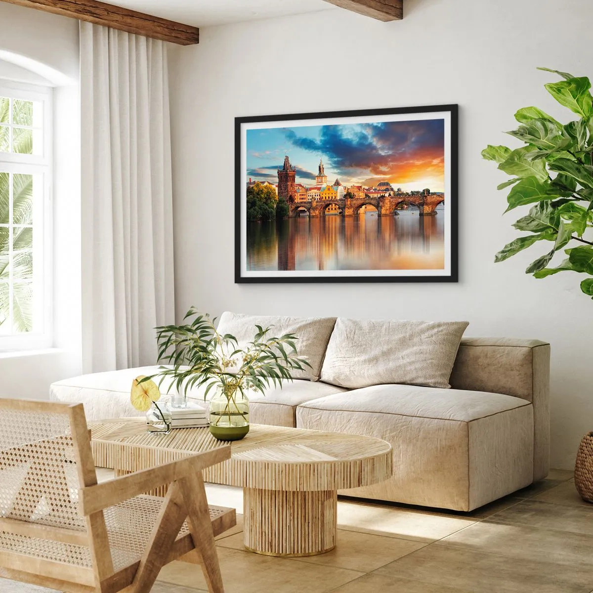 Poster in einem schwarzem Rahmen - Die historische Brücke über den Fluss im Licht der untergehenden Sonne - 100x70cm - Schön seit Ewigkeiten - Moderne Wanddekoration für Wohnzimmer und Schlafzimmer ARTTOR