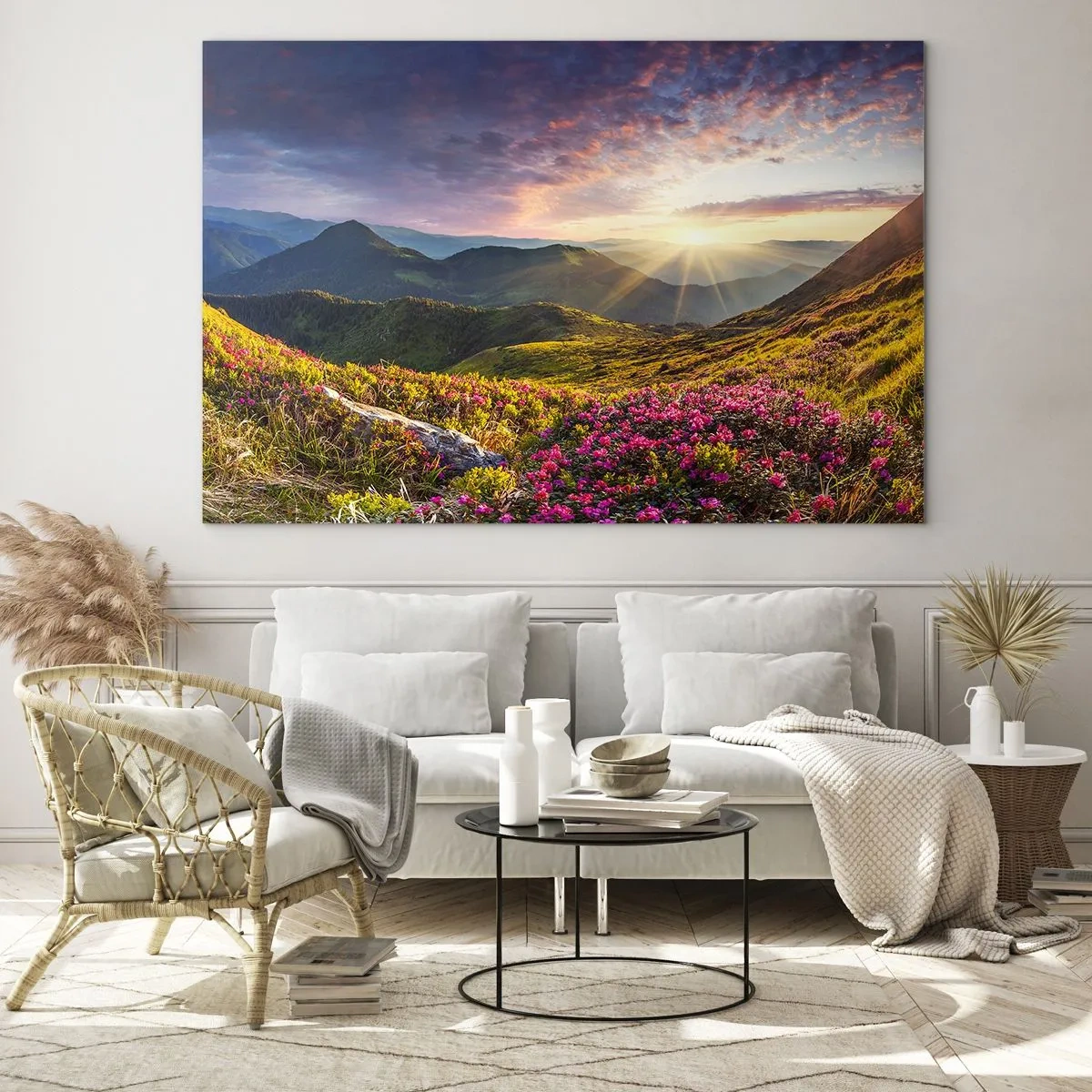 Glasbild - Bild auf glas - Berglandschaft bei Sonnenaufgang mit blühenden Blumen - 100x70cm - Frische am Bergmorgen - Moderne Wanddekoration für Wohnzimmer und Schlafzimmer ARTTOR