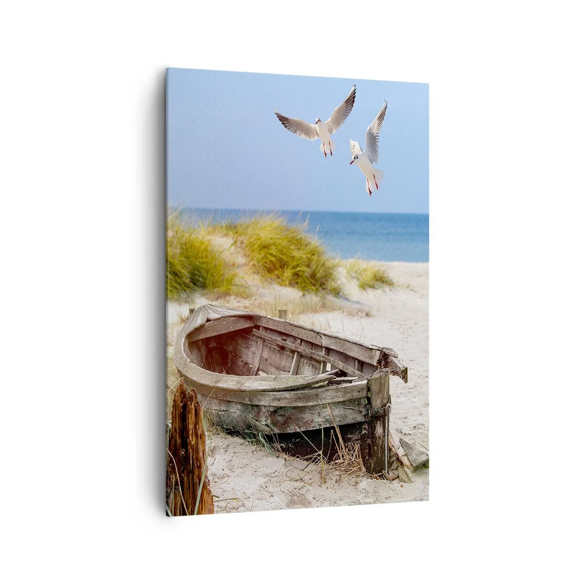 Bild auf Leinwand - Leinwandbild - Verlassenes Boot an einem Strand mit Möwen - 80x120cm - In Wind gebadet - Moderne Wanddekoration für Wohnzimmer und Schlafzimmer ARTTOR