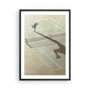 Poster in einem schwarzem Rahmen - Ein Tennisspieler, der auf dem Platz aufschlägt - 50x70cm - Überwinde dich selbst - Moderne Wanddekoration für Wohnzimmer und Schlafzimmer ARTTOR