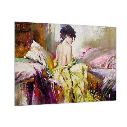 Glasbild - Bild auf glas - Eine Frau in einem gelben Kleid sitzt im impressionistischen Stil auf einem Bett. - 100x70cm - Zwischen den Lippen und dem Rand der Tasse - Moderne Wanddekoration für Wohnzimmer und Schlafzimmer ARTTOR