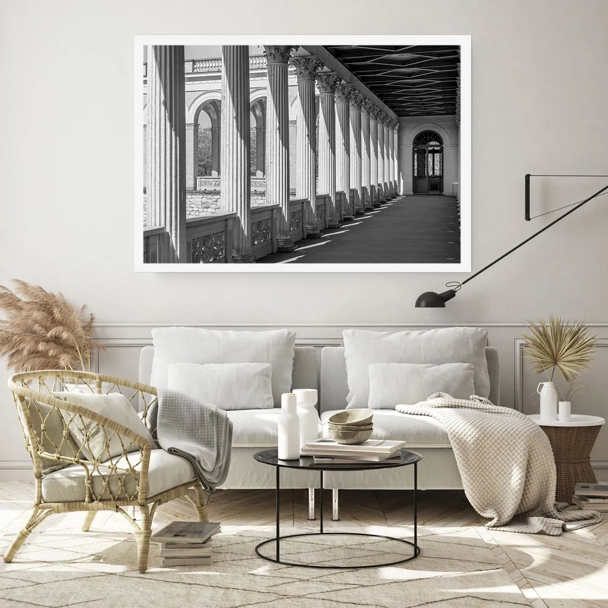 Poster - Kolonnade im klassischen Stil in Schwarz und Weiß - 100x70cm - Sonnige Arkade - Moderne Wanddekoration für Wohnzimmer und Schlafzimmer ARTTOR