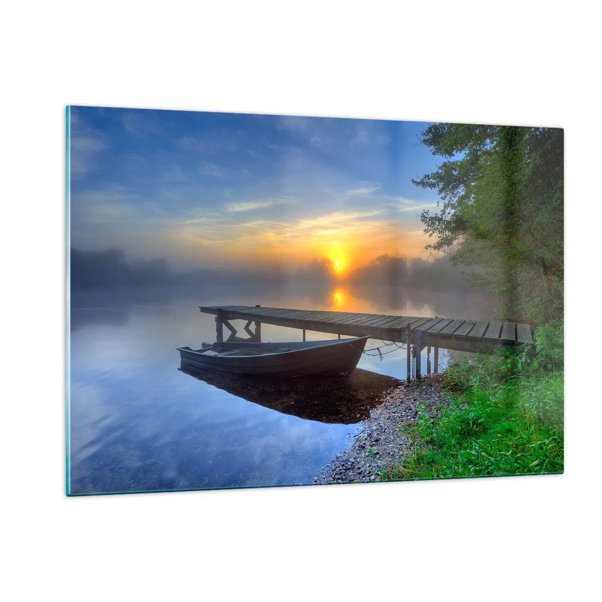 Glasbild - Bild auf glas - Ein Boot am Pier bei Sonnenaufgang auf dem See - 120x80cm - Wie aus Gewöhnlichem Magie wird - Moderne Wanddekoration für Wohnzimmer und Schlafzimmer ARTTOR