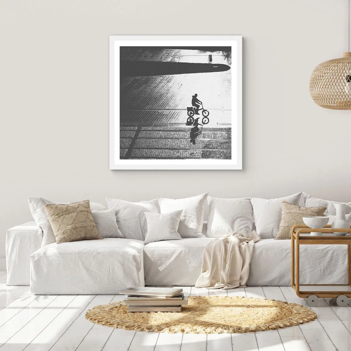 Poster in einem weißen Rahmen - Vor sich hin durch die Stadt - 40x40 cm