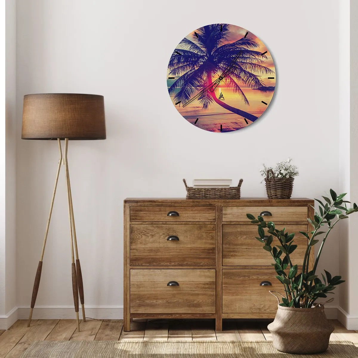 Wanduhr - Glasuhr - Eine Palme vor dem Hintergrund der untergehenden Sonne über dem Meer - 30x30cm - Abend unter Palmen - Moderne Wanddekoration für Wohnzimmer, Küche und Schlafzimmer ARTTOR