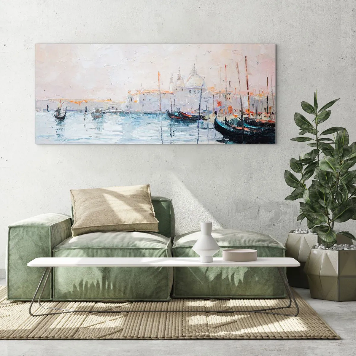 Glasbild - Bild auf glas - Malerischer Blick auf die Kanäle mit pastellfarbenen Booten - 120x50cm - Hinter dem Wasser, hinter dem Nebel - Moderne Wanddekoration für Wohnzimmer und Schlafzimmer ARTTOR