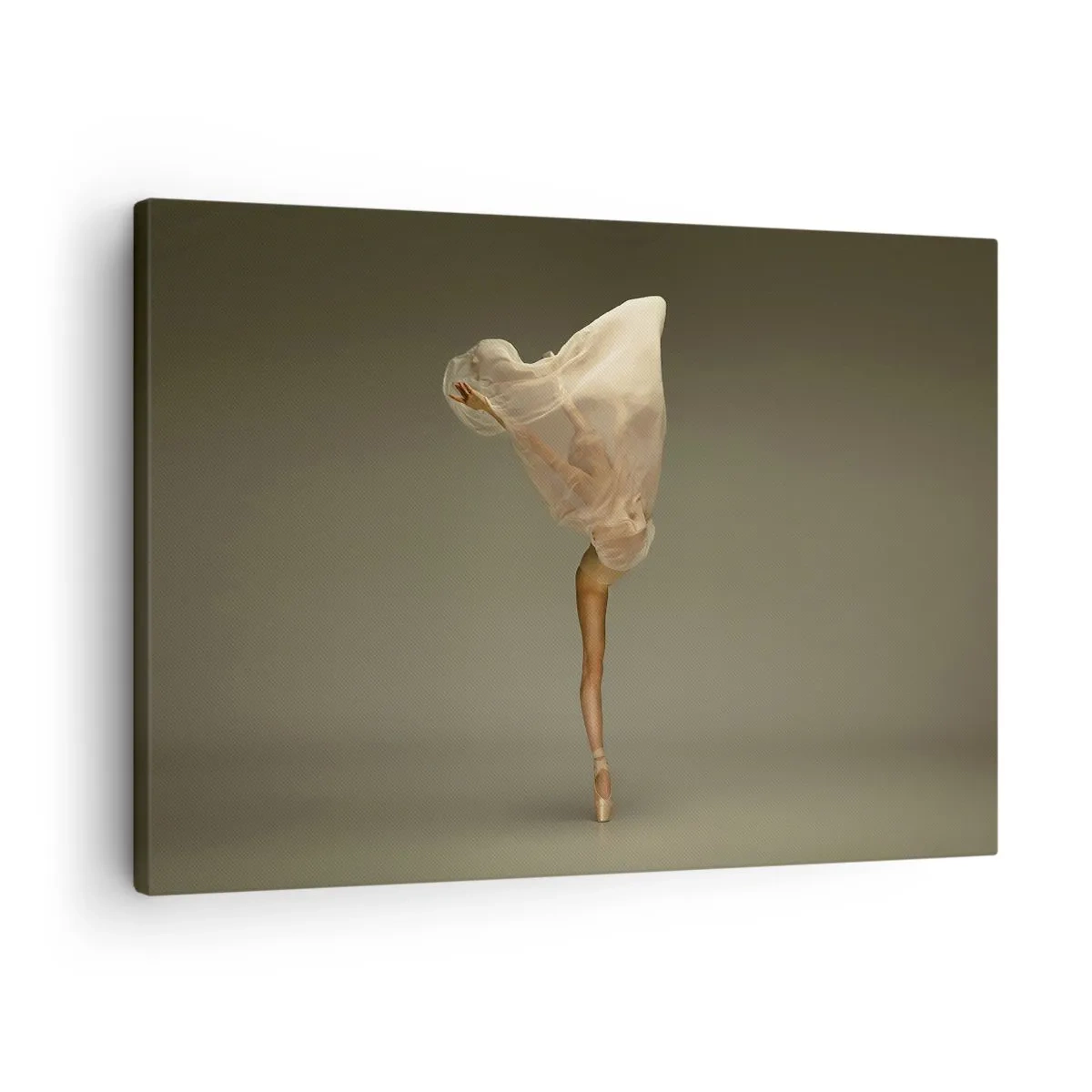 Bild auf Leinwand - Leinwandbild - Eine Tänzerin schwebt mit Stoff in der Luft - 70x50cm - Es wird bald auffliegen - Moderne Wanddekoration für Wohnzimmer und Schlafzimmer ARTTOR