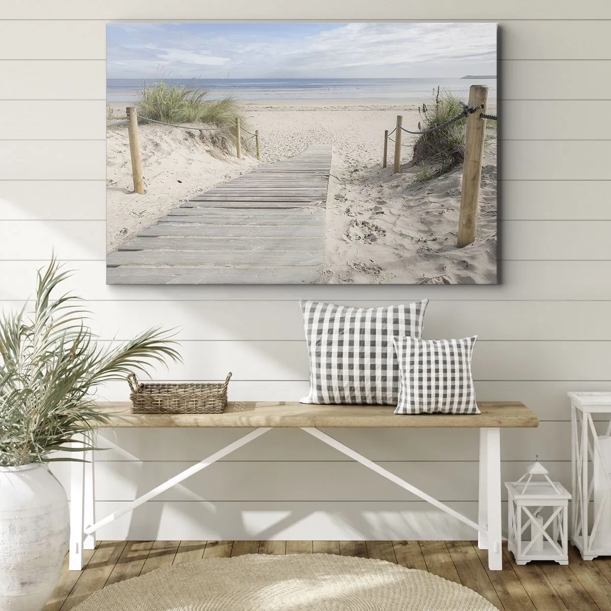 Bild auf Leinwand - Leinwandbild - Ein Plankenweg, der zu einem Sandstrand führt - 70x50cm - Bis zum Horizont - Moderne Wanddekoration für Wohnzimmer und Schlafzimmer ARTTOR