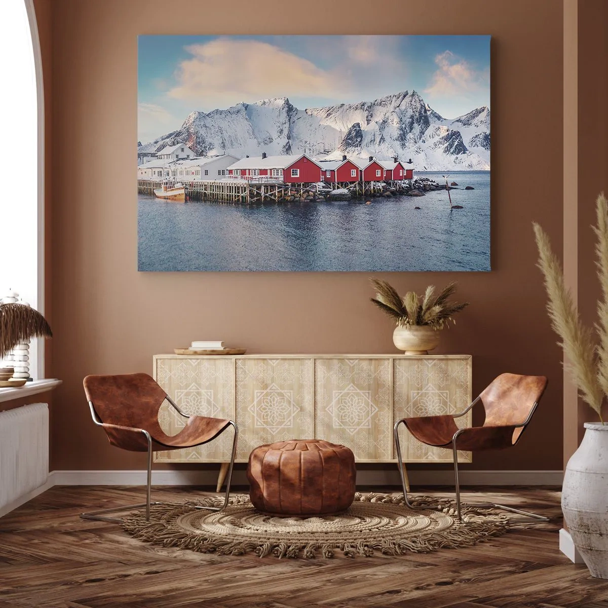 Bild auf Leinwand - Leinwandbild - Rote Häuser vor dem Hintergrund schneebedeckter Berge und des blauen Meeres - 120x80cm - Nördlicher Rückzug - Moderne Wanddekoration für Wohnzimmer und Schlafzimmer ARTTOR