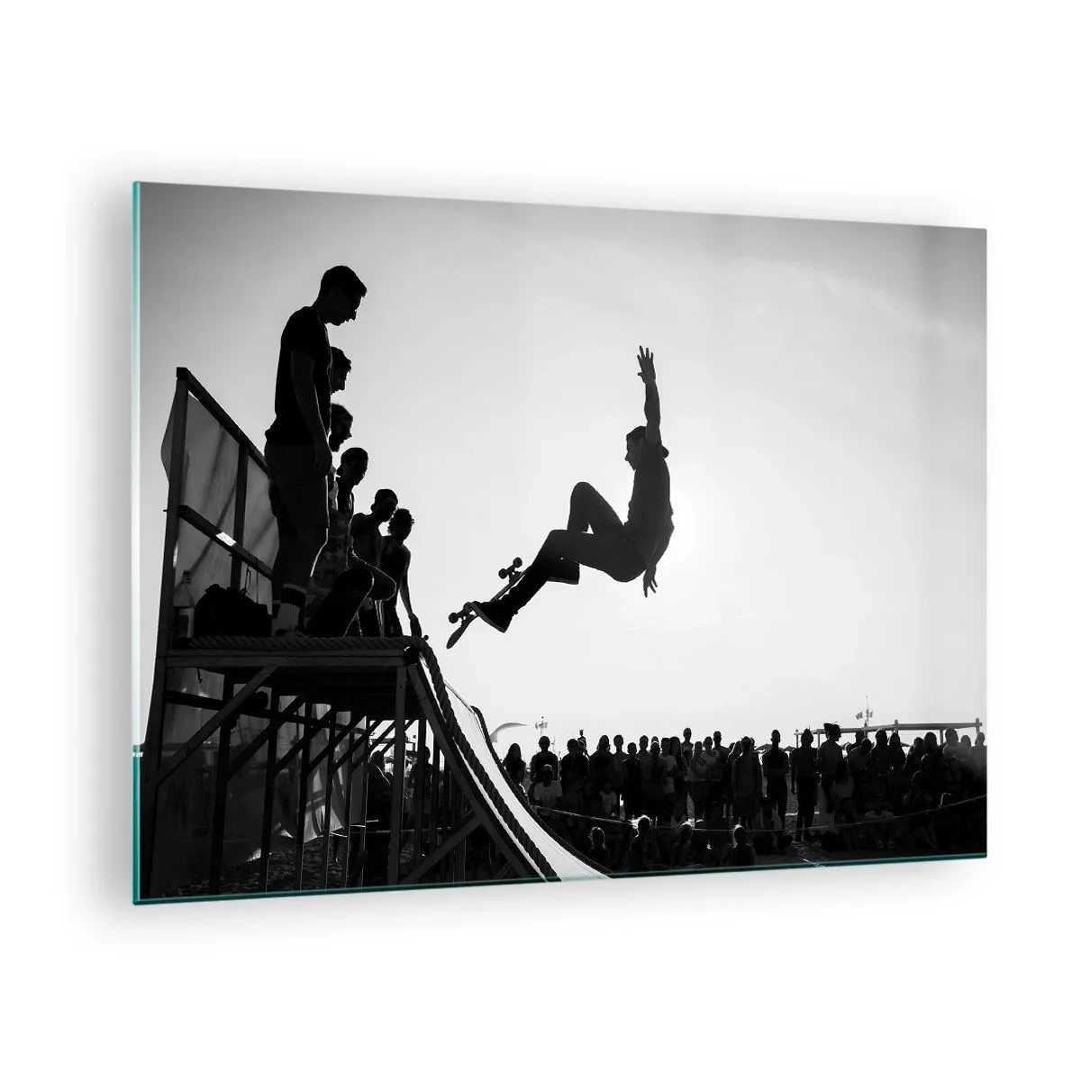 Glasbild - Bild auf glas - Schwarz-weißer Skater in der Luft - 70x50cm - Helden und Zuschauer - Moderne Wanddekoration für Wohnzimmer und Schlafzimmer ARTTOR