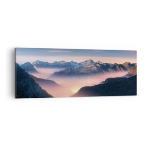 Bild auf Leinwand - Leinwandbild - Eine Berglandschaft mit einem nebelverhangenen Tal - 140x50cm - Licht in den Tälern - Moderne Wanddekoration für Wohnzimmer und Schlafzimmer ARTTOR