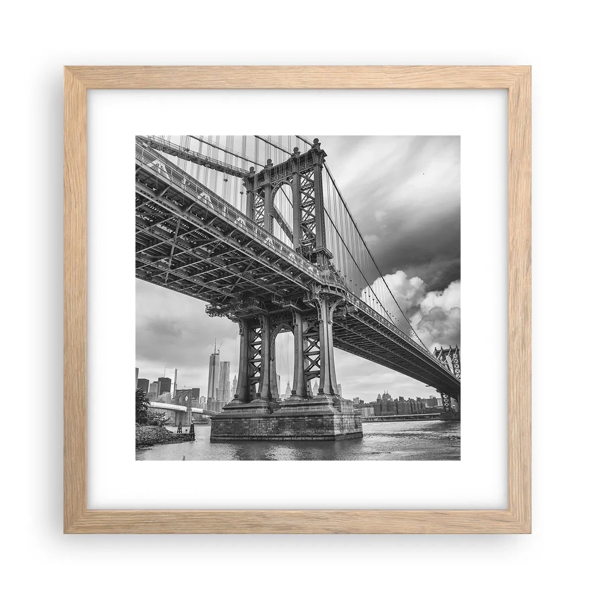 Poster in einem Rahmen aus heller Eiche - Ins Herz der Stadt - 30x30 cm