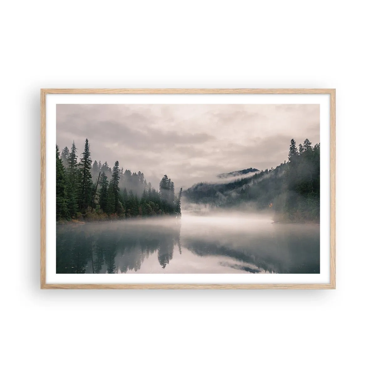 Poster in einem Rahmen aus heller Eiche - In Reflexion, im Nebel - 91x61 cm