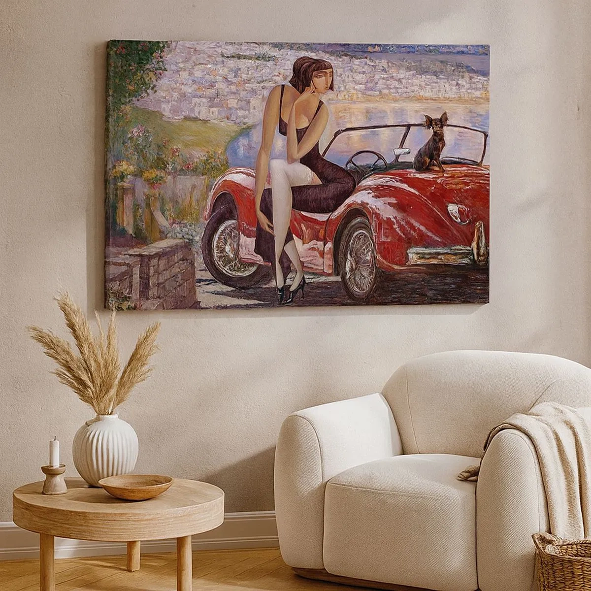 Bild auf Leinwand - Leinwandbild - Eine Frau neben einem roten Auto mit einer Stadt im Hintergrund - 70x50cm - Sommer? Nur an der Riviera - Moderne Wanddekoration für Wohnzimmer und Schlafzimmer ARTTOR