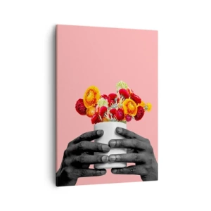 Bild auf Leinwand - Leinwandbild - Hände halten einen Strauß bunter Blumen - 50x70cm - Die Apotheose des Lebens - Moderne Wanddekoration für Wohnzimmer und Schlafzimmer ARTTOR