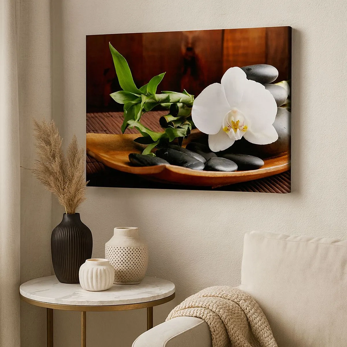 Bild auf Leinwand - Leinwandbild - Weiße Orchidee mit Bambus vor einem Steinhintergrund im Zen-Stil - 70x50cm - Geben Sie sich dem Hauch der Natur hin - Moderne Wanddekoration für Wohnzimmer und Schlafzimmer ARTTOR