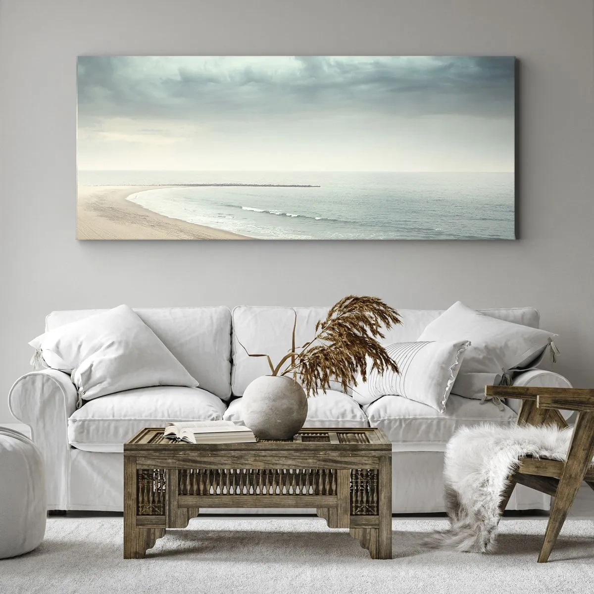 Bild auf Leinwand - Leinwandbild - Eine einsame Gestalt an einem verlassenen Strand an einem ruhigen Meer - 120x50cm - Auf der Suche nach Frieden - Moderne Wanddekoration für Wohnzimmer und Schlafzimmer ARTTOR