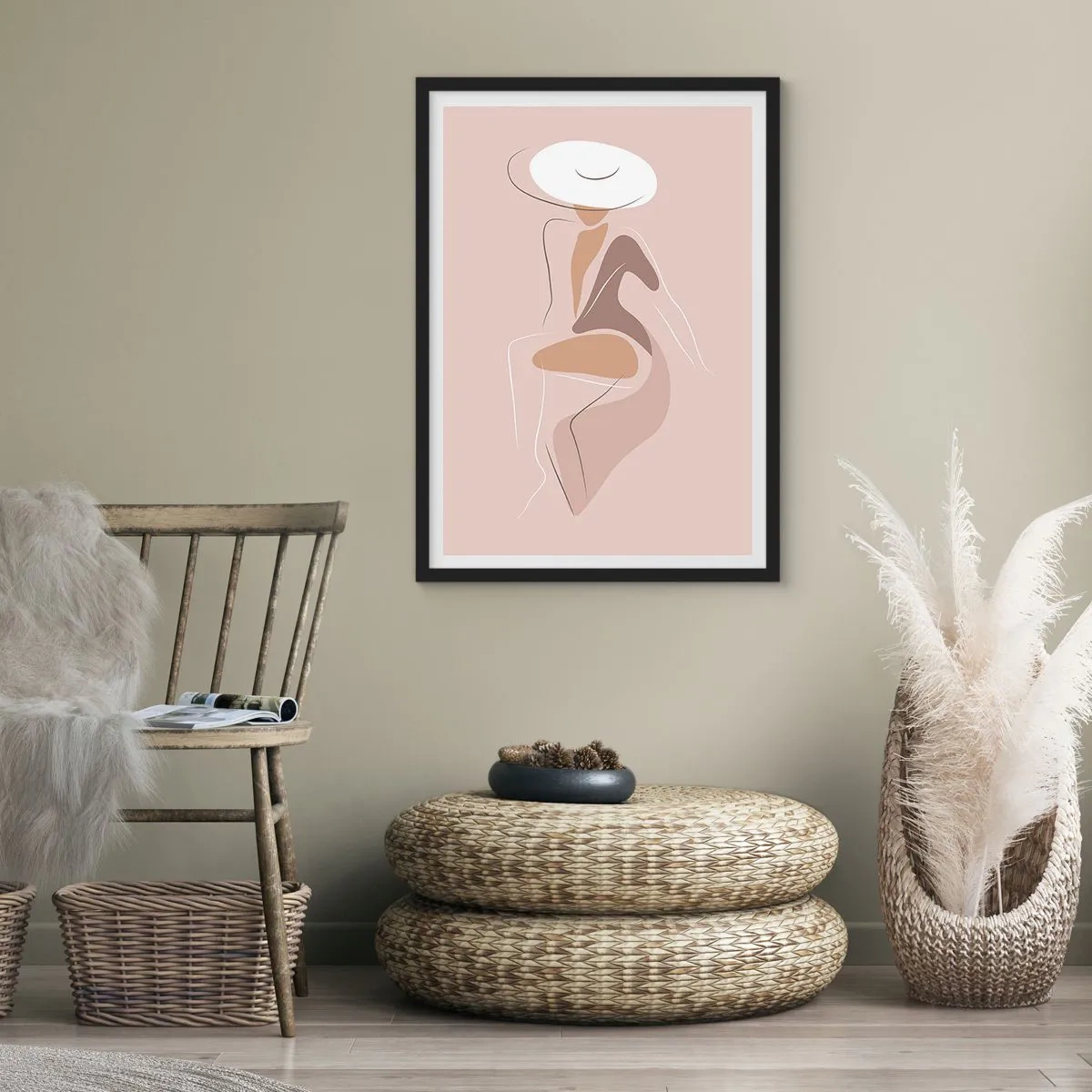 Poster in einem schwarzem Rahmen - Ein minimalistisches Bild einer Frau mit Hut auf beigem Hintergrund. - 50x70cm - Eine Dame sein - Moderne Wanddekoration für Wohnzimmer und Schlafzimmer ARTTOR