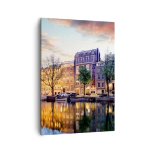 Bild auf Leinwand - Leinwandbild - Kanal mit Spiegelung von Mietshäusern im Abendlicht - 50x70cm - Zurückhaltende und gelassene niederländische Schönheit - Moderne Wanddekoration für Wohnzimmer und Schlafzimmer ARTTOR