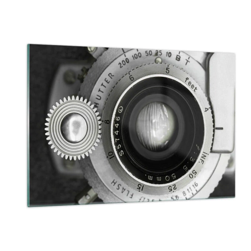 Glasbild - Bild auf glas - Eine Nahaufnahme eines alten Kameraobjektivs, voller Nostalgie und Vintage-Atmosphäre. - 120x80cm - Eine Story über Hollywood - Moderne Wanddekoration für Wohnzimmer und Schlafzimmer ARTTOR