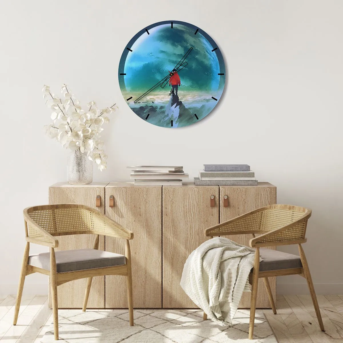 Wanduhr - Glasuhr - Eine Gestalt auf einem Berggipfel mit Blick auf einen grünen Planeten - 30x30cm - Entdecker des neuen Landes - Moderne Wanddekoration für Wohnzimmer, Küche und Schlafzimmer ARTTOR