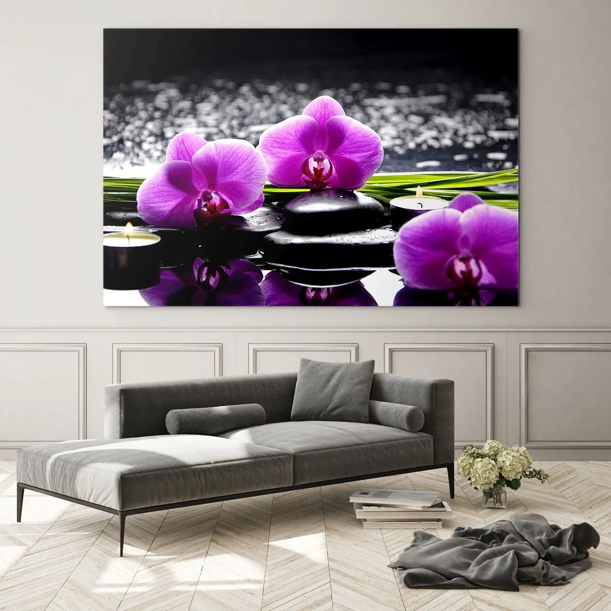Glasbild - Bild auf glas - Lila Orchideen mit Steinen und Kerzen vor einem Wasserhintergrund - 70x50cm - In Ruhe ertrinken - Moderne Wanddekoration für Wohnzimmer und Schlafzimmer ARTTOR