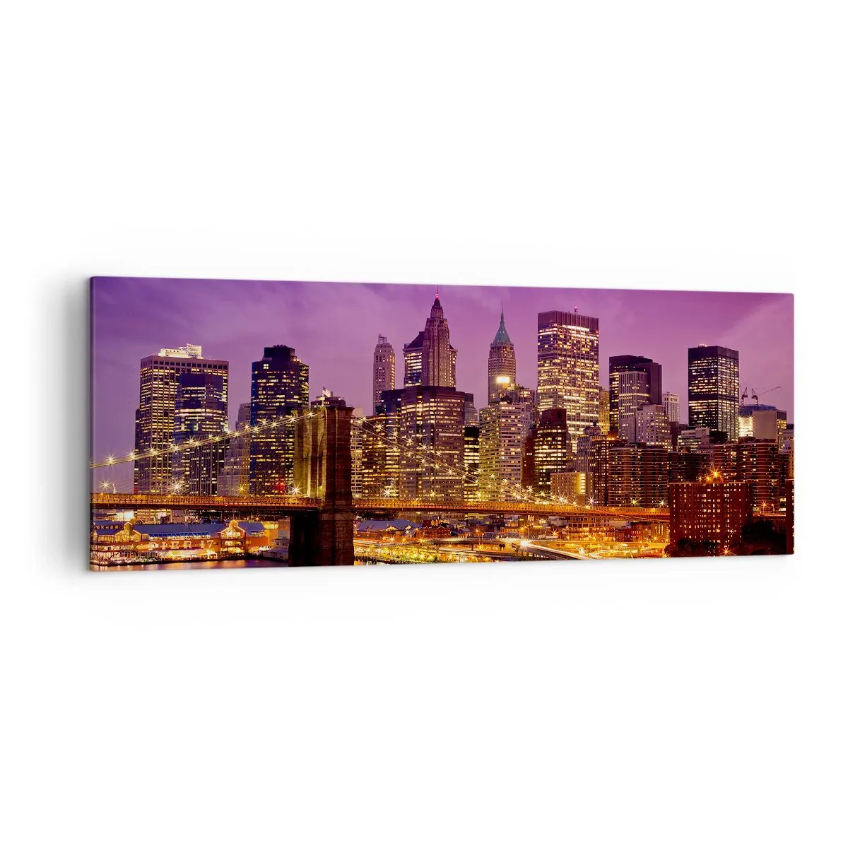 Bild auf Leinwand - Leinwandbild - Panorama der Stadt mit der Brücke im Abendlicht vor dem violetten Himmel - 140x50cm - Violett-goldenes Manhathann - Moderne Wanddekoration für Wohnzimmer und Schlafzimmer ARTTOR