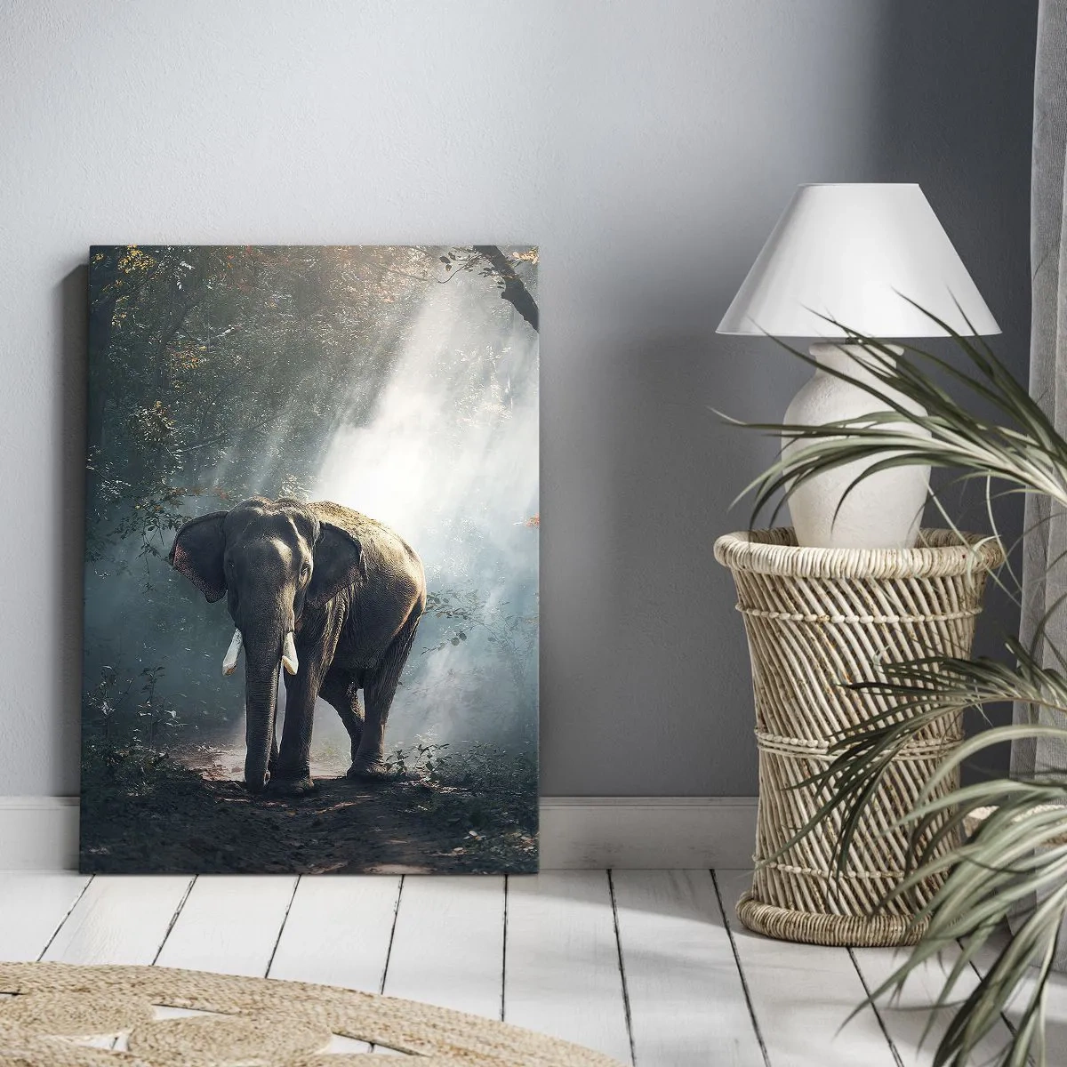 Bild auf Leinwand - Leinwandbild - Elefant im Waldlicht - 80x120cm - Ein gemütlicher Spaziergang - Moderne Wanddekoration für Wohnzimmer und Schlafzimmer ARTTOR
