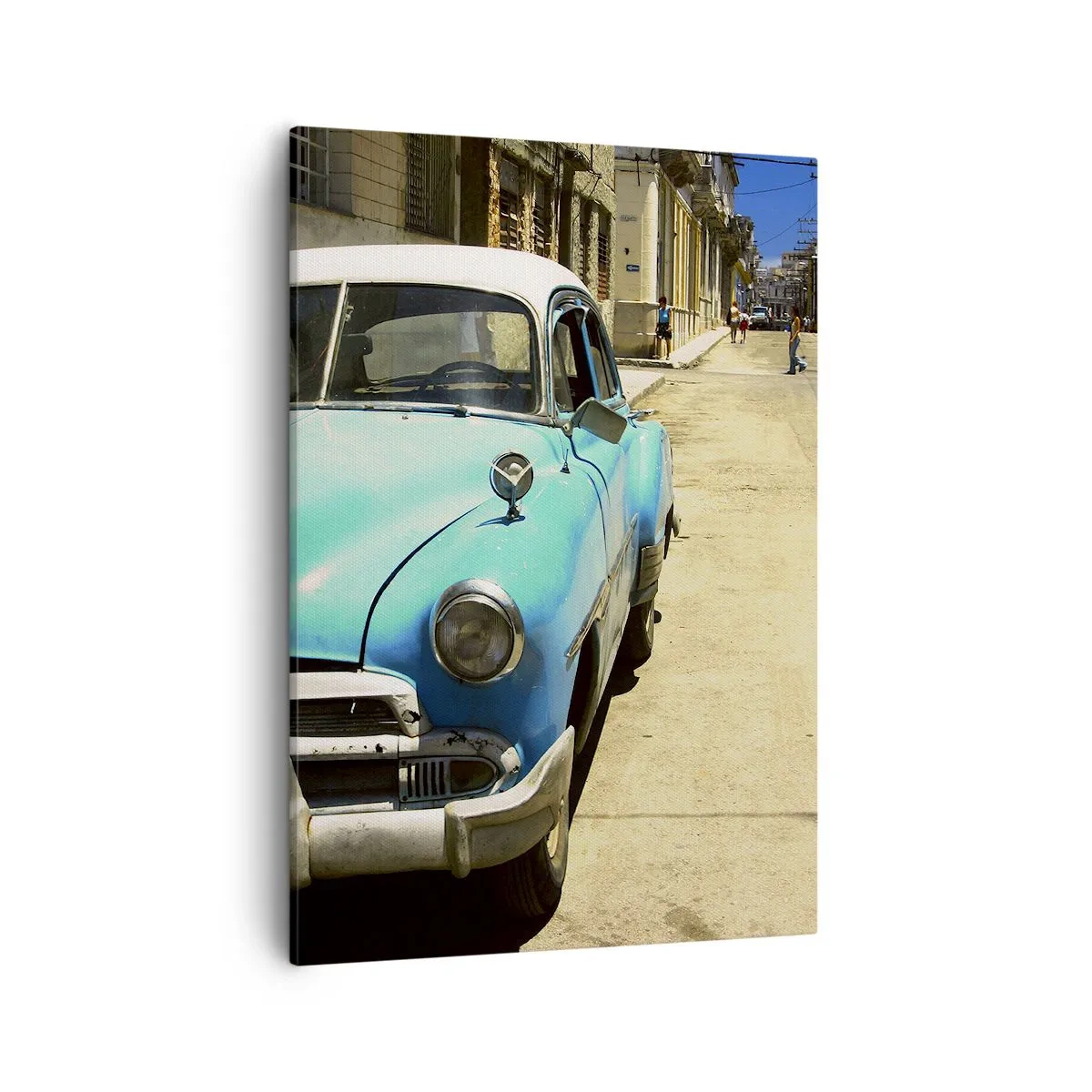 Bild auf Leinwand - Leinwandbild - Ein blauer Oldtimer auf der Straße an einem sonnigen Tag - 50x70cm - Evviva Kuba! - Moderne Wanddekoration für Wohnzimmer und Schlafzimmer ARTTOR