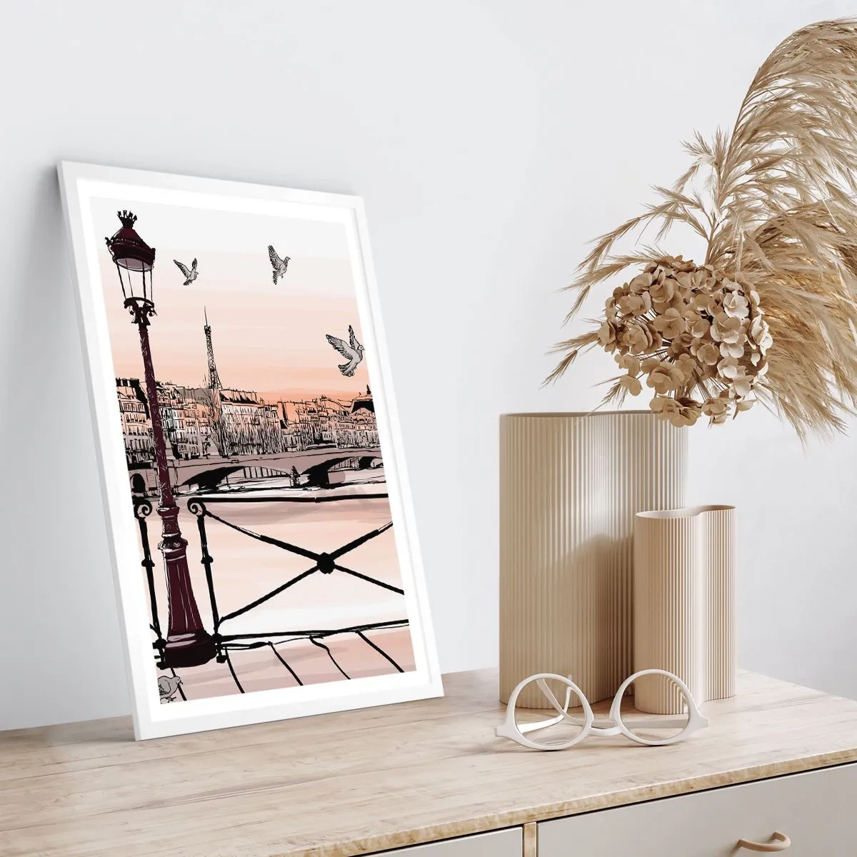 Poster in einem weißen Rahmen - Über den Dächern von Paris - 70x100 cm