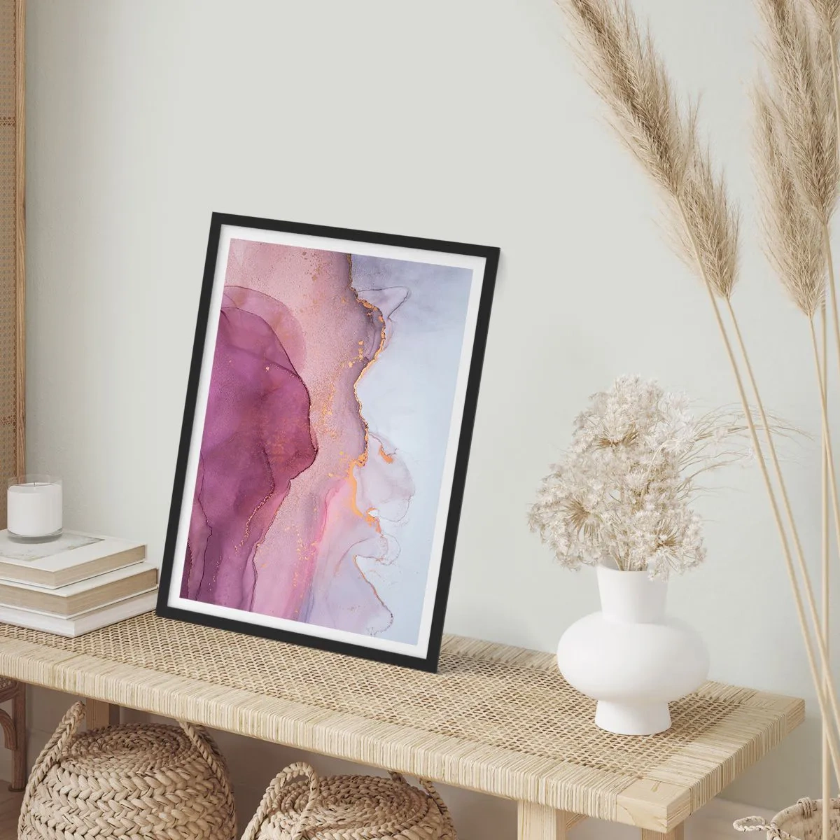 Poster in einem schwarzem Rahmen - Violett und lila Wellen - 70x100 cm