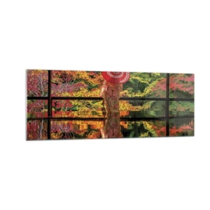 Glasbild - Bild auf glas - Eine Frau im Kimono mit Regenschirm vor dem Hintergrund einer Herbstlandschaft. - 140x50cm - Im Tempel der Natur - Moderne Wanddekoration für Wohnzimmer und Schlafzimmer ARTTOR
