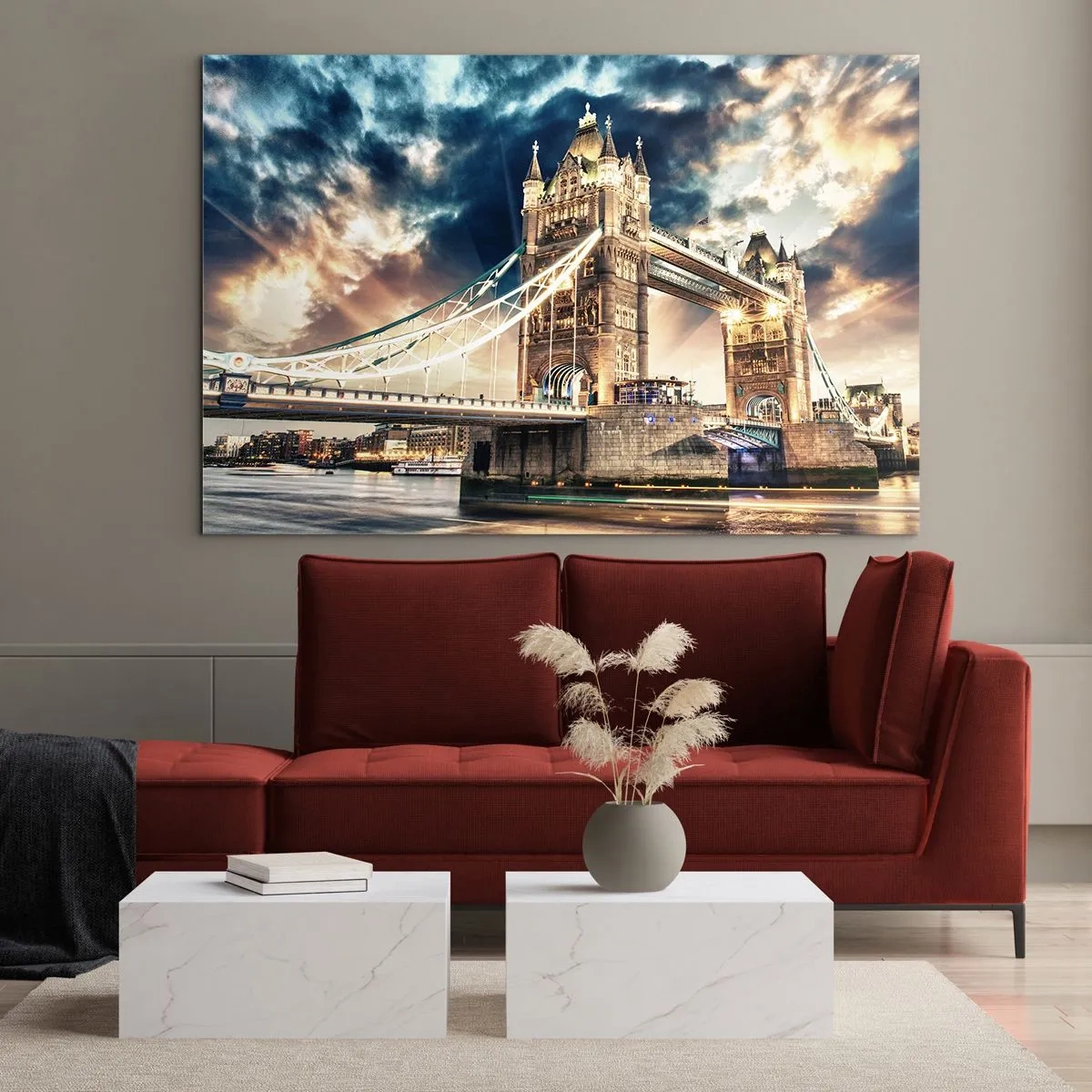 Glasbild - Bild auf glas - Tower Bridge in London vor dramatischem Himmel - 120x80cm - Denkmal des viktorianischen Imperiums - Moderne Wanddekoration für Wohnzimmer und Schlafzimmer ARTTOR