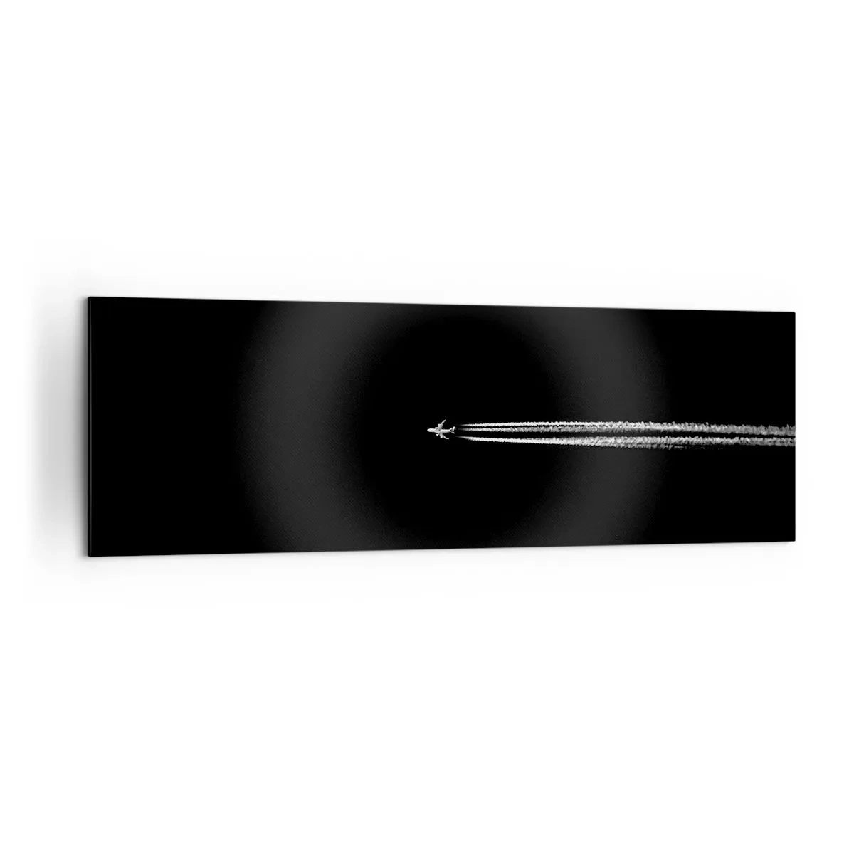 Bild auf Leinwand - Leinwandbild - Ein Düsenflugzeug mit sichtbarem Kondensstreifen auf schwarzem Hintergrund - 160x50cm - In eine andere Dimension - Moderne Wanddekoration für Wohnzimmer und Schlafzimmer ARTTOR